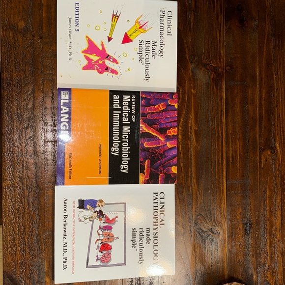 Set of 3 textbooks (paperback). Never used, perfect condition! - Picture 2 of 4